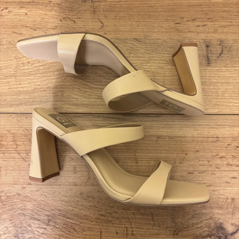 DOLCE VITA Veniss Block Heel Sandals Nude Tan Women Size 8.5 Open Toe Strappy
